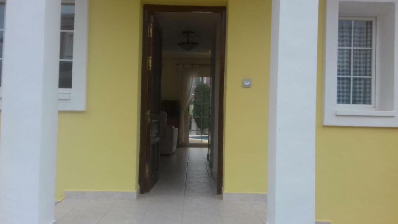 Nita Villa Altaona Golf Mosa Turquesa Banos y Mendigo エクステリア 写真